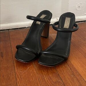 Seven7 Elegant Black Heels